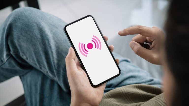 Free Government Phone with Hotspot Data: How to Get It
